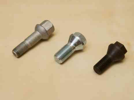 болт колесный 3110 3110-3101040 в интернет-магазине НМК